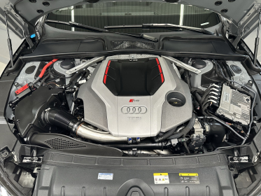 Audi RS4 / 450 PK